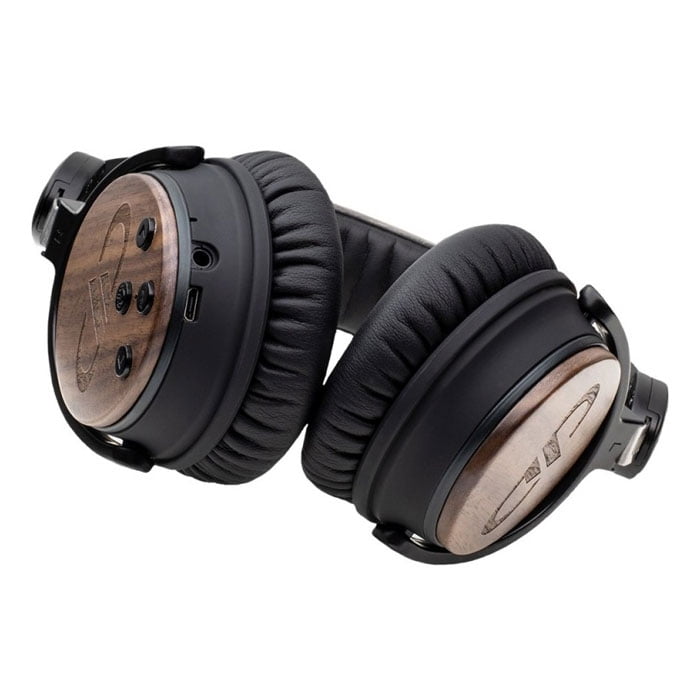 DD Audio DXB-05 wireless headphones.