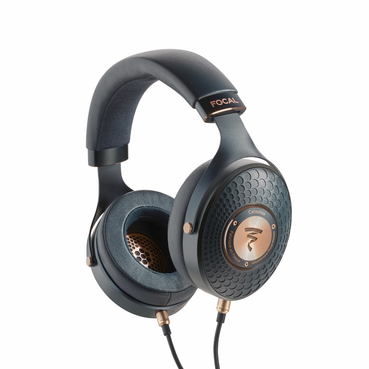 Focal Celestee closed Hi-Fi headphones