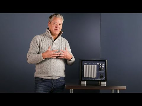 REL T/7x active subwoofer, piano black (200 mm).