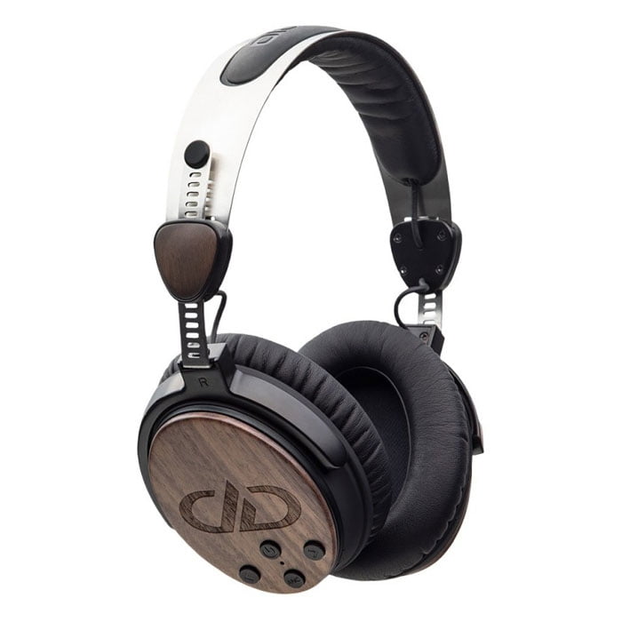 DD Audio DXB-05 wireless headphones.