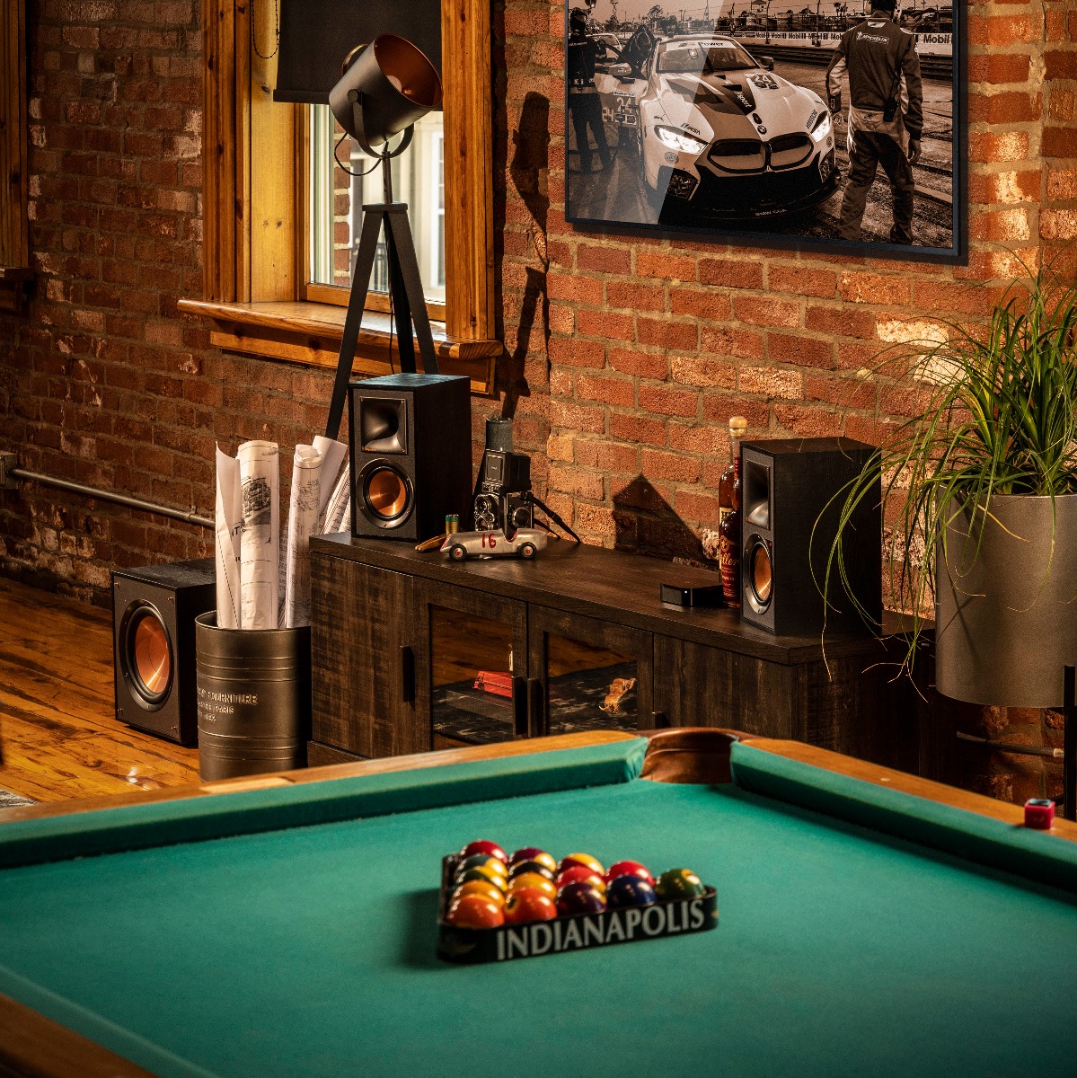 Klipsch R-41PM Wireless Bookshelf Speakers