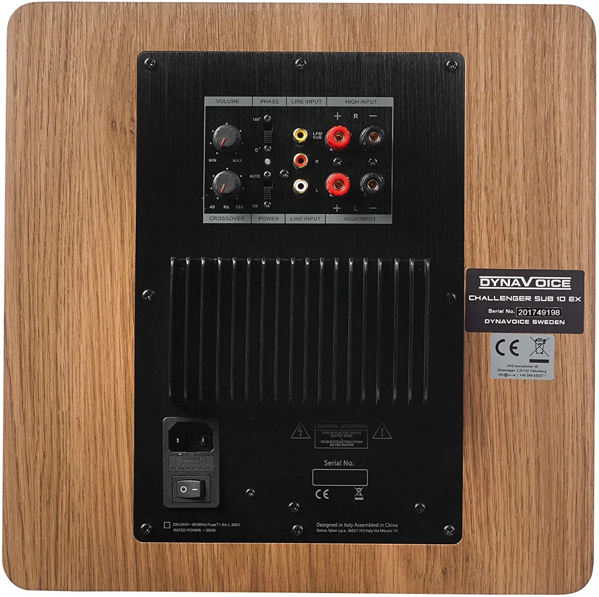 Dynavoice Challenger Sub 10 Oak