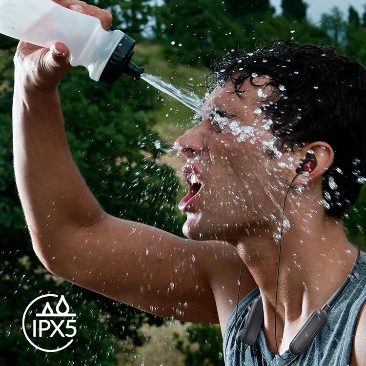 Tunai R.A.E. headphones with Bluetooth